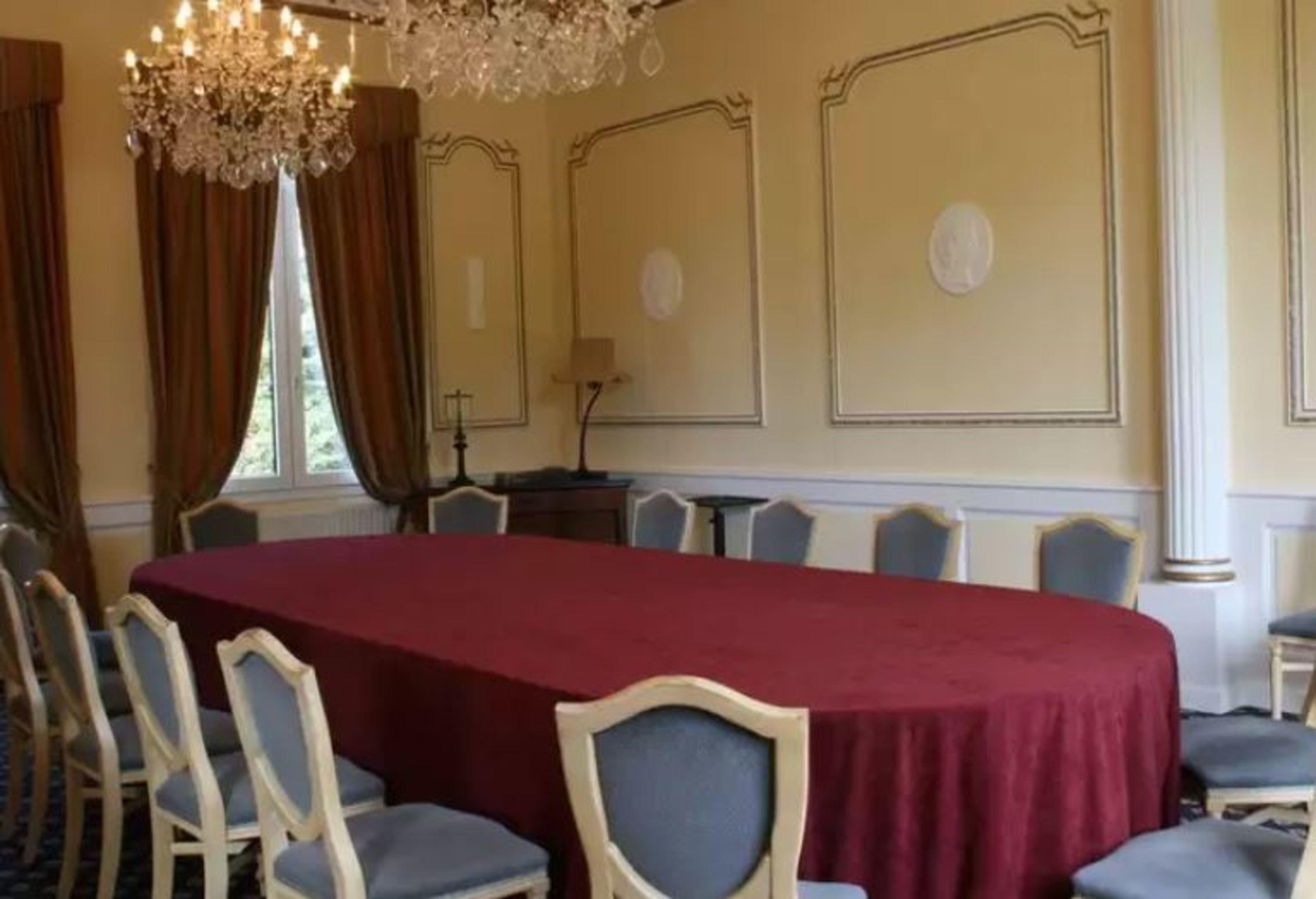 Grand Hotel "Chateau De Sully" - Piscine & Spa -Teritoria Sully  Bagian luar foto