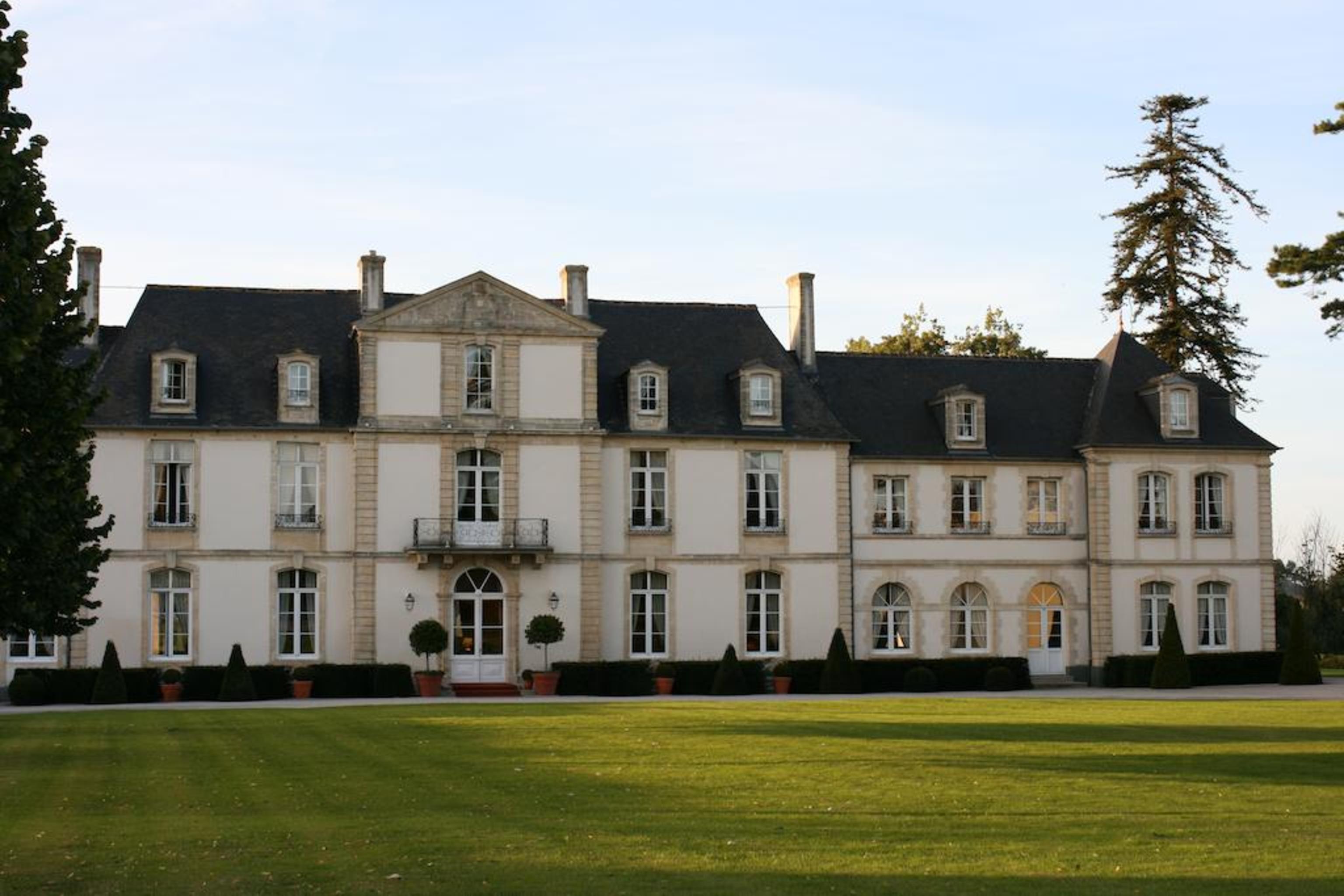 Grand Hotel "Chateau De Sully" - Piscine & Spa Sully  Bagian luar foto