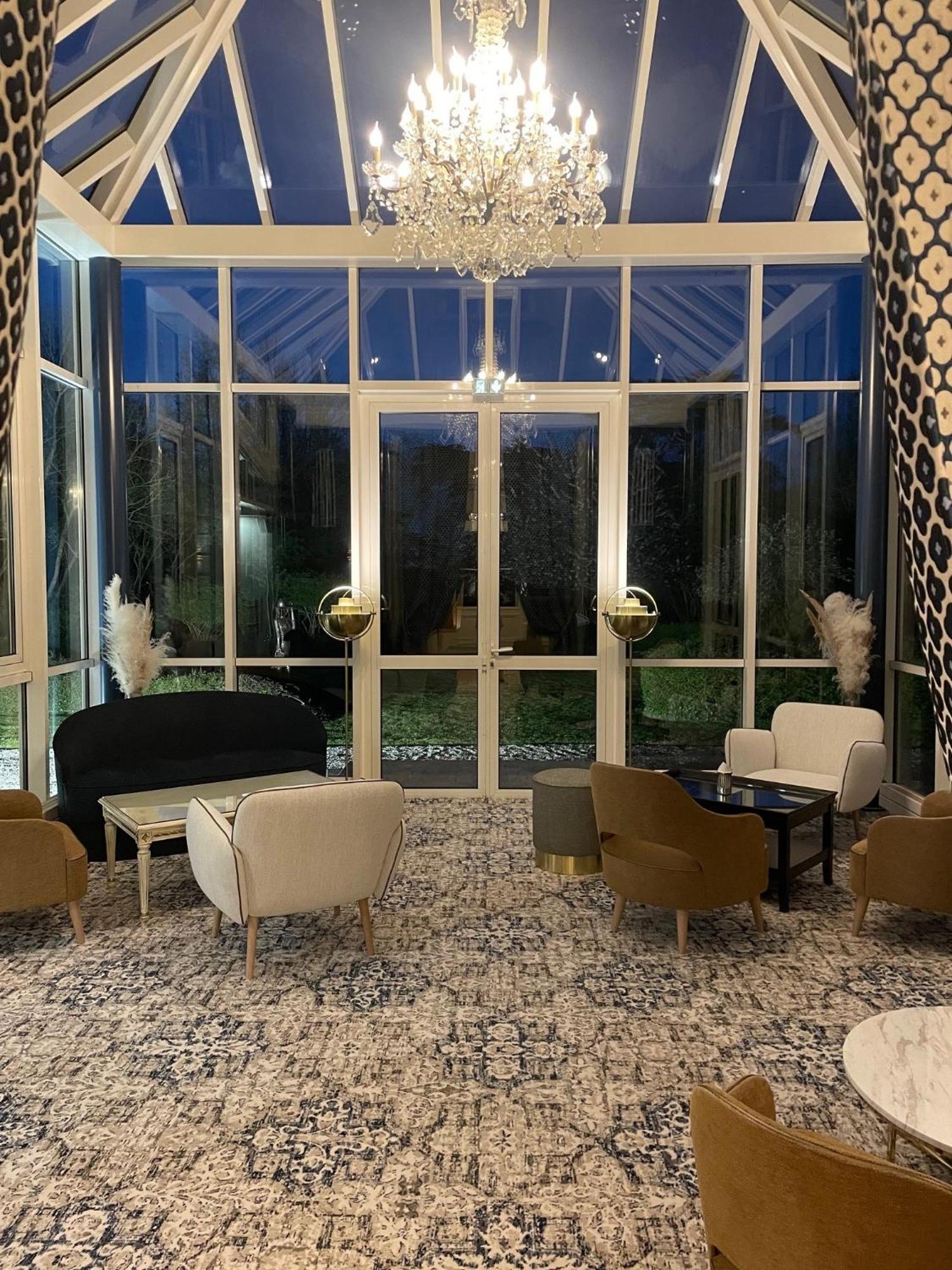 Grand Hotel "Chateau De Sully" - Piscine & Spa -Teritoria Sully  Bagian luar foto